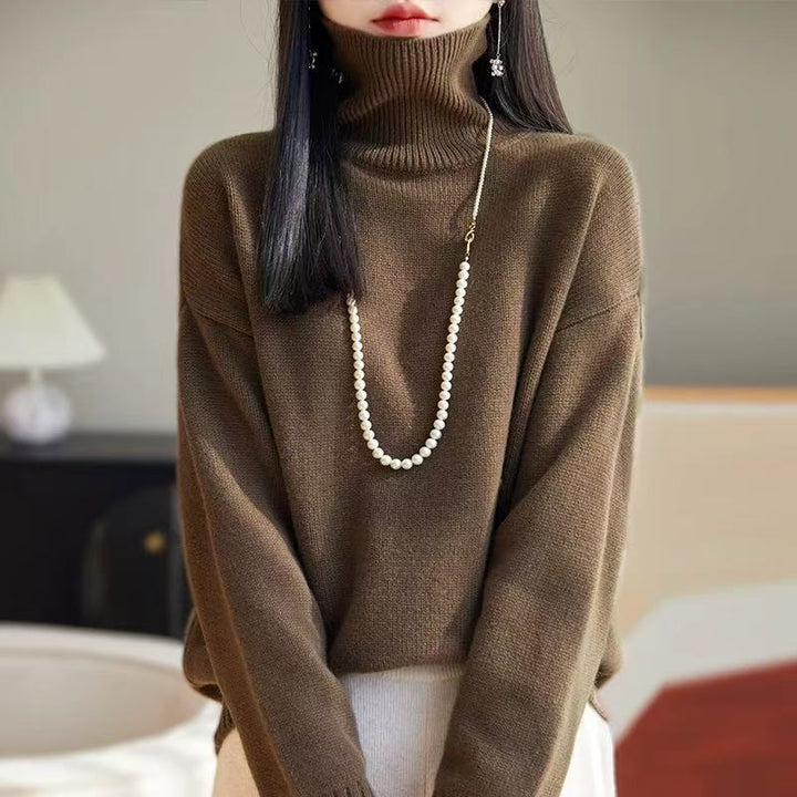 Pull en tricot épais pour femmes avec col montant et matériau doux Chic & Stil