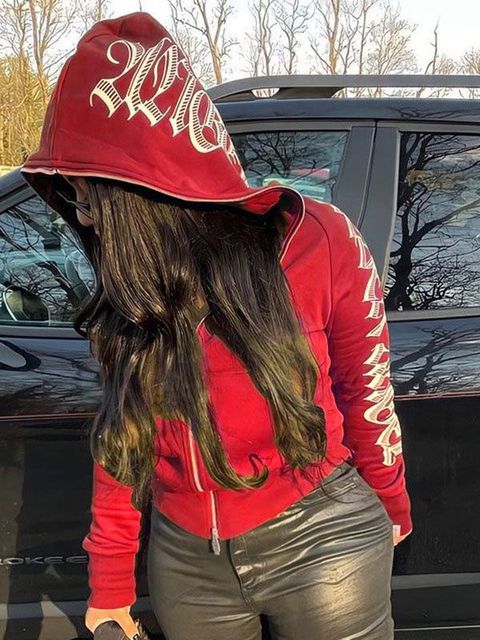 Sporty hooded sweatshirt for women with an innovative graphic design Lune London