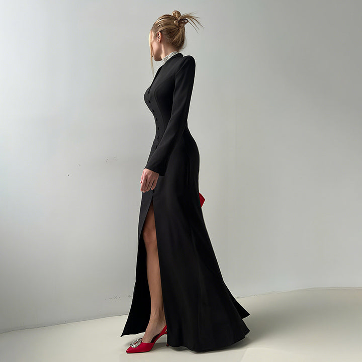 Elegant maxi dress for women with a fitted cut and buttons Lune London
