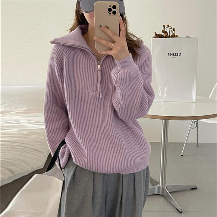 Cozy hoodie for women with high zip Lune London