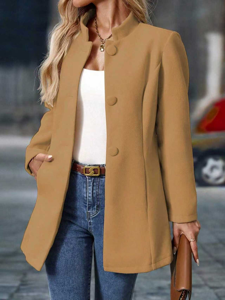Trendy women's jacket with elegant button details and textured fabric Lune London