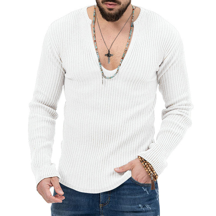 Men's fashionable V-neck sweater with structured ribbed design Lune London