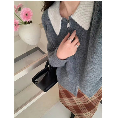 Cardigan pour femmes avec col haut et coupe asymétrique Chic & Stil