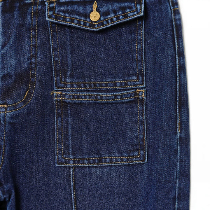 Ladies Highwaist Jeans with wide leg, flap pockets and center seam Amarae