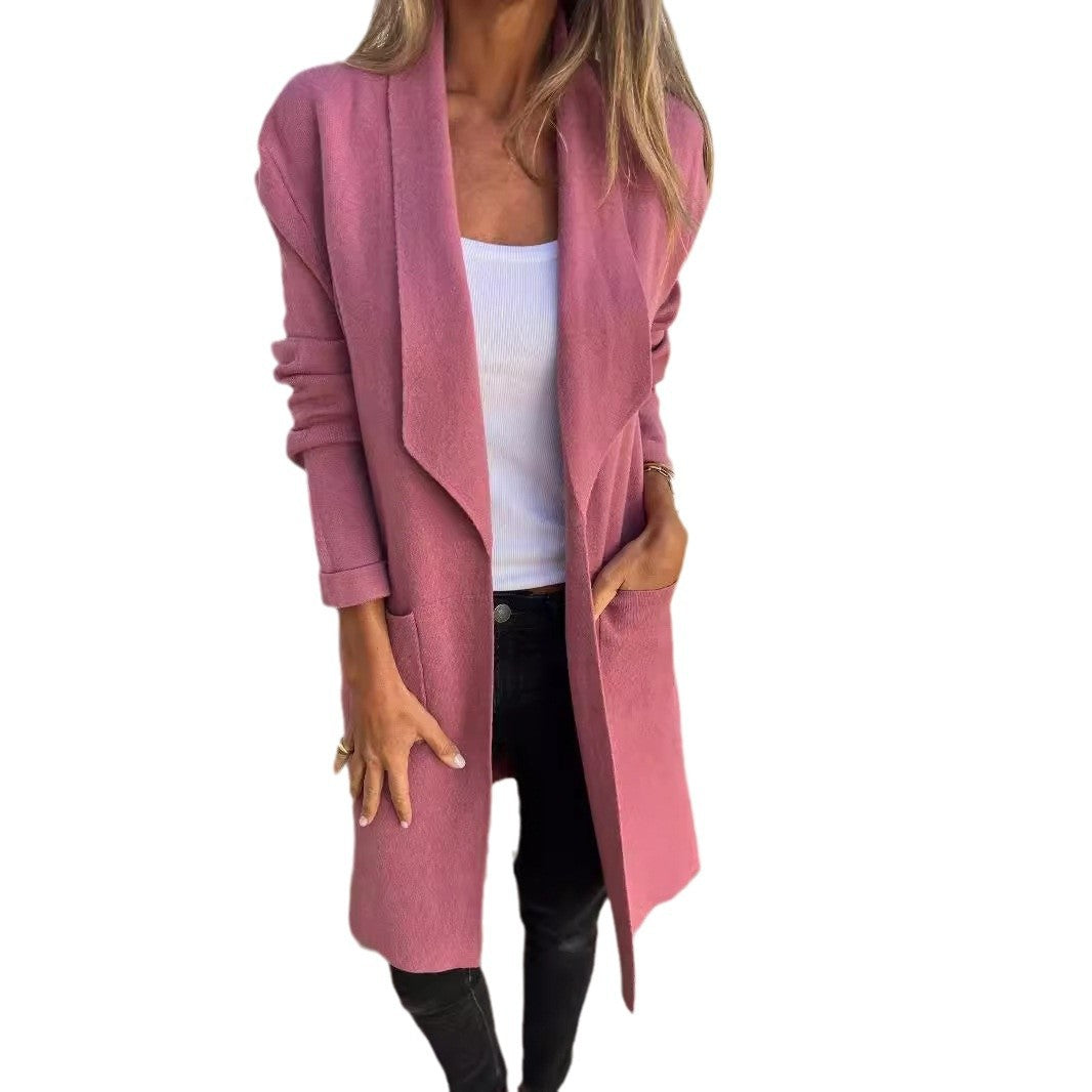 Long elegant coat for women with an open cut Lune London