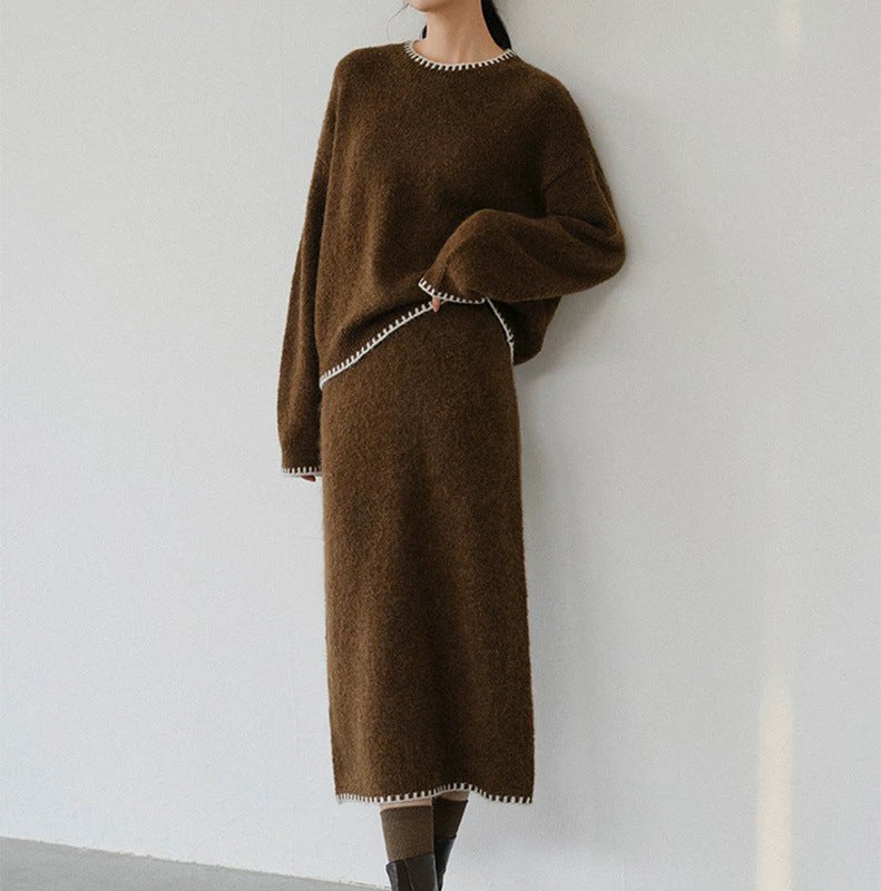 Ensemble en tricot pour femmes avec une coupe décontractée et des détails décoratifs Chic & Stil