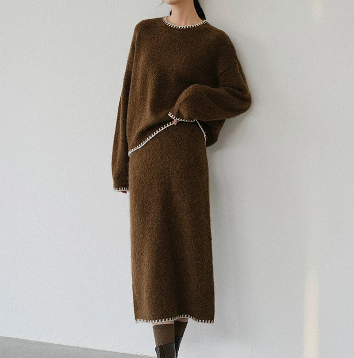 Ensemble en tricot pour femmes avec une coupe décontractée et des détails décoratifs Chic & Stil