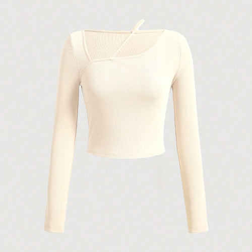 Chemisier court à manches longues pour femmes avec décolleté asymétrique et texture à fines côtes Chic & Stil