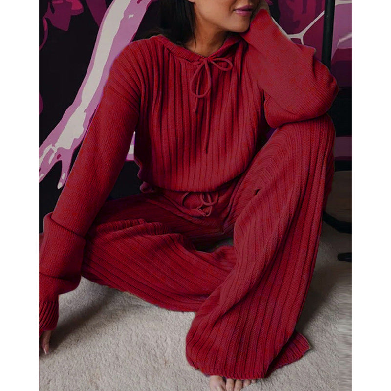 Women's Relax Suit with Hood and Wide Leg Chic & Stil