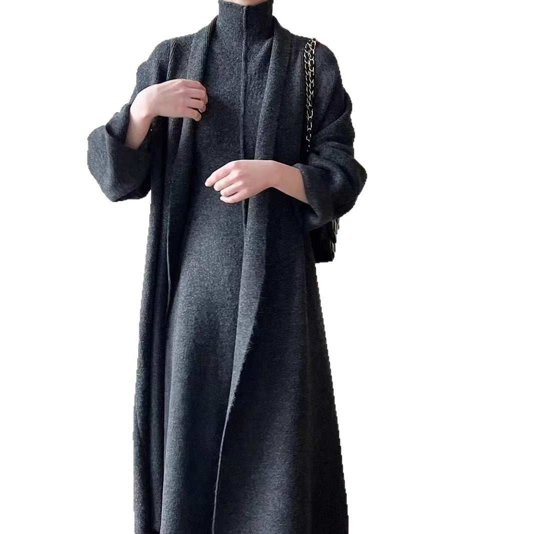 Robe maxi femme avec col montant et manches tombantes Chic & Stil