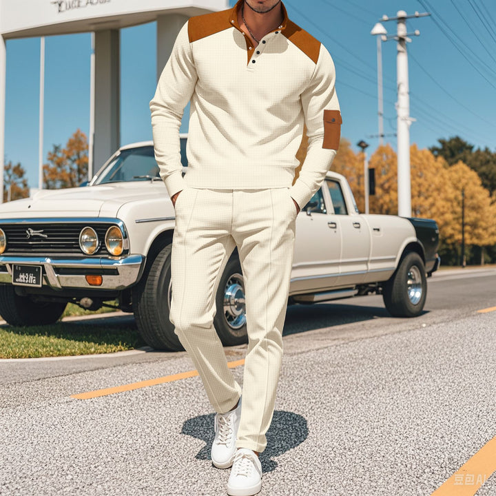 Men's sports set with trendy accents and structured treatment Lune London