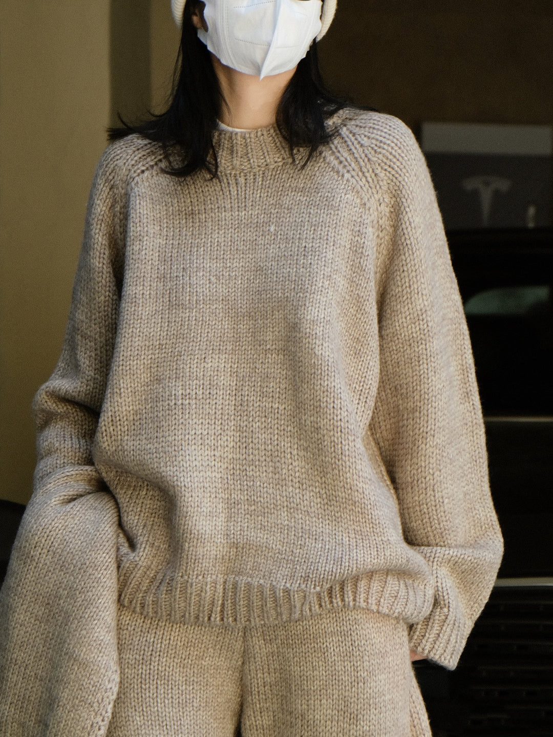 Women Relaxed Chunky Knit Raglan Sweater with Wide Hem and Ribbed Finish Amarae