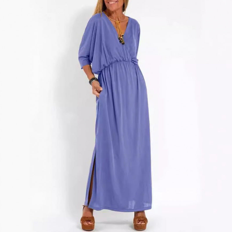 Casual maxi dress for women with V-neck and side slits Lune London