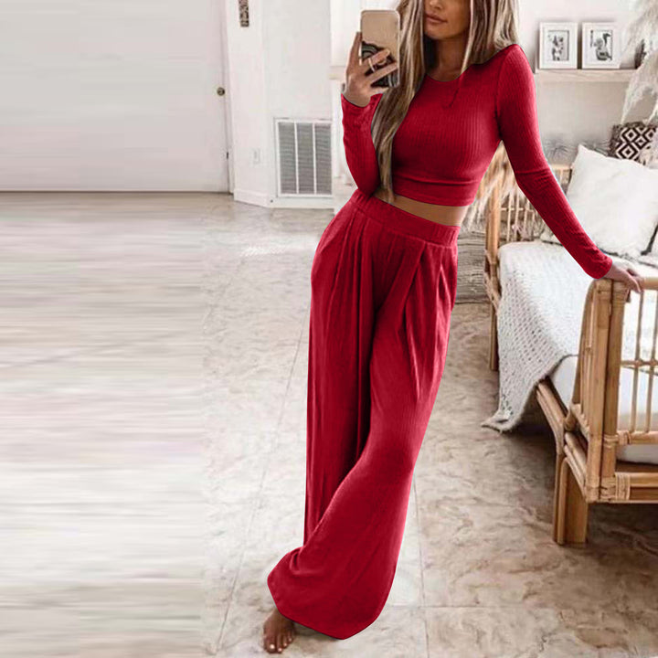 Women chic and stylish leisure outfit