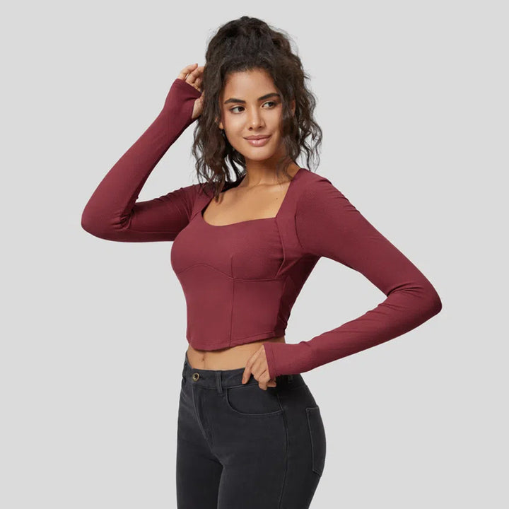 Top court à manches longues ajusté pour femmes avec encolure carrée et tissu en fine rib Chic & Stil