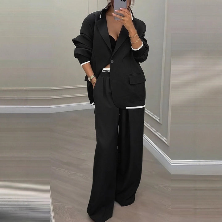 Oversized set for women with stylish blazer and wide trousers Lune London