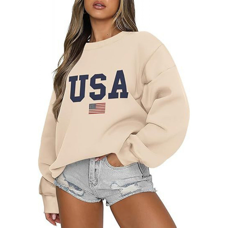 Women's sweatshirt with modern USA statement and cozy fit Lune London