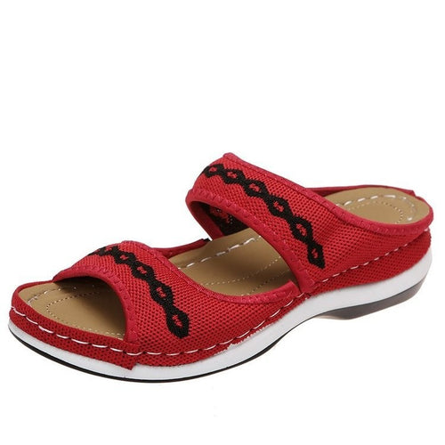 Comfortable sandals for women with a stylish strap and a breathable surface Amarae