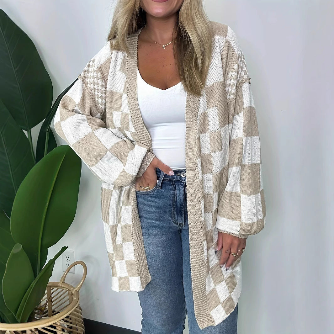 Ladies Oversize Cardigan with plaid pattern Lune London