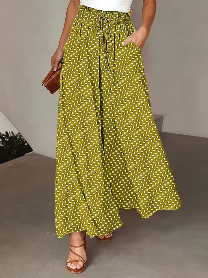 Ladies' culotte pants with elastic waist and embroidered polka dot pattern Lune London