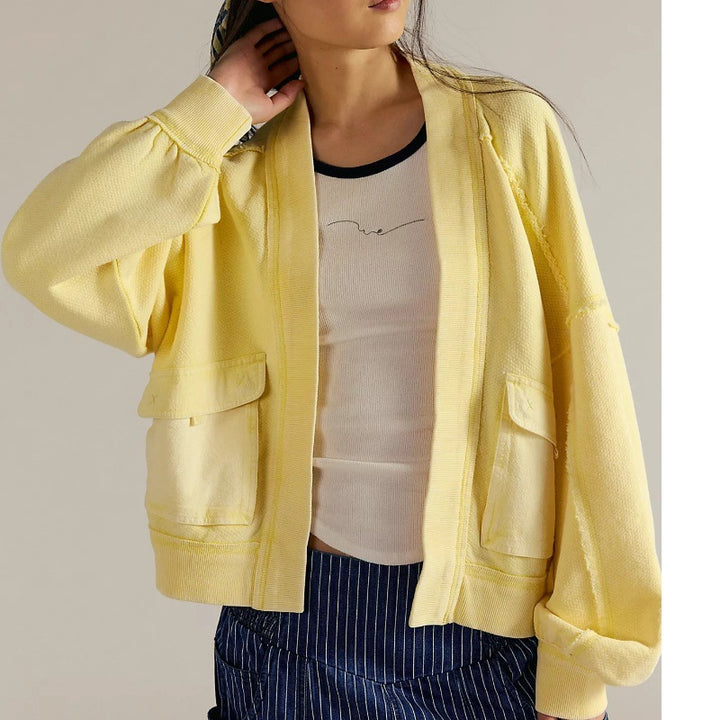 Casual lounge set for women with lace accents and large collar Lune London
