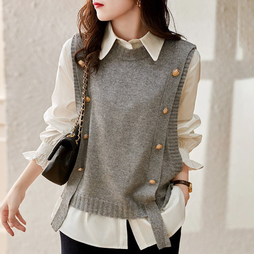 Knit cardigan for women with decorative buttons and a trendy design Amarae