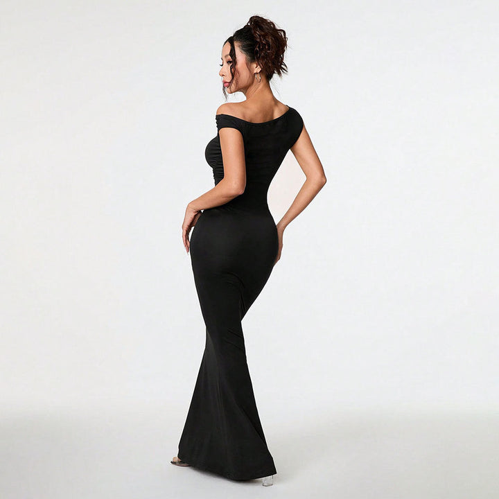 Women's Fitted Maxi Dress with Asymmetrical Neckline and Elegant Draping Lune London