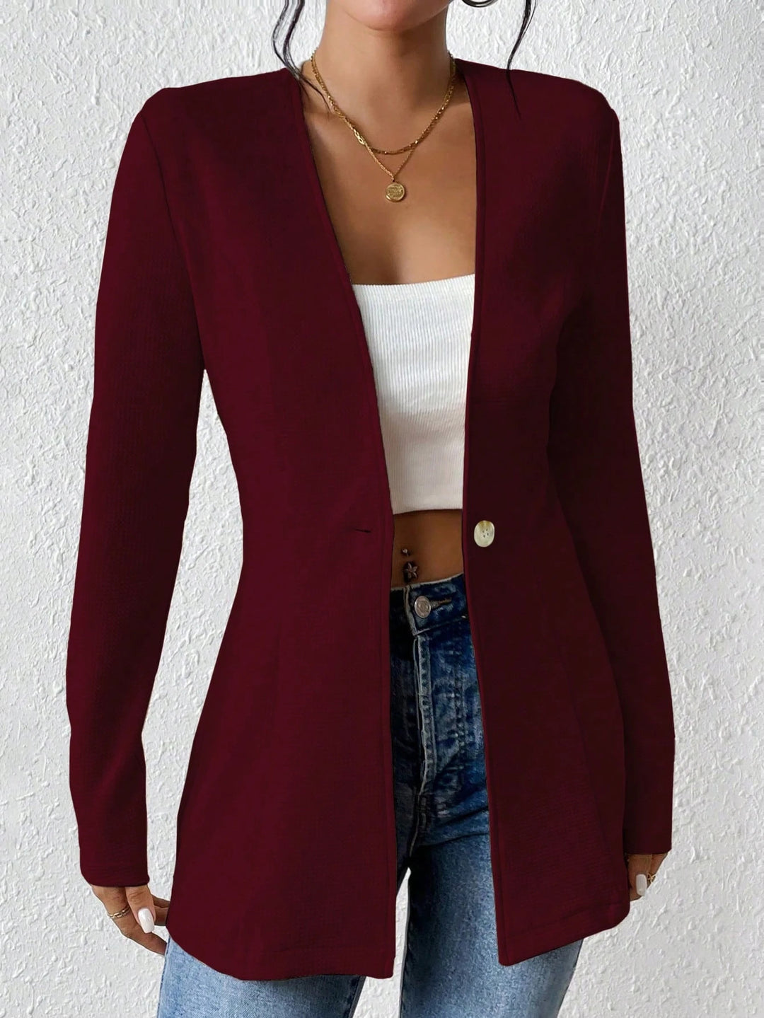 Ladies Tailored Long Blazer with V-Neck and One-Button Closure Amarae