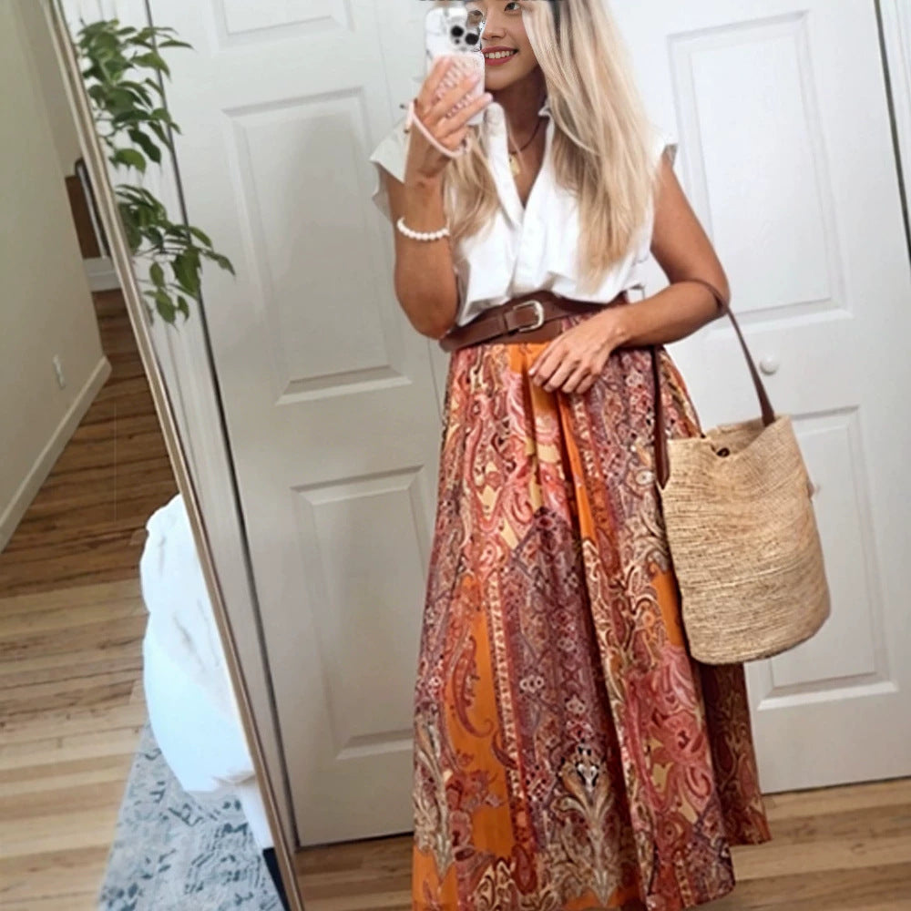 Ladies Airy Maxi Skirt with Paisley Print, Pleated Look and Waist-Emphasizing Pleat Amarae