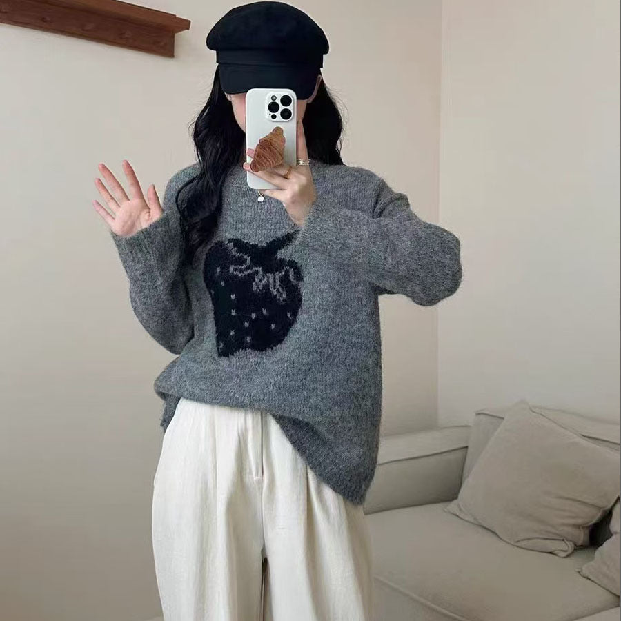 Soft sweater for women with a modern design featuring a cute animal pattern Lune London
