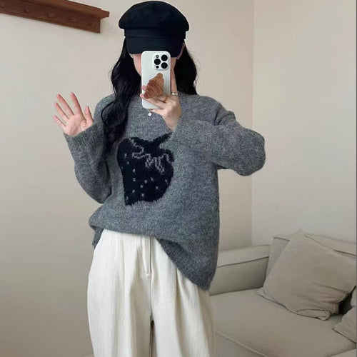 Soft sweater for women with a modern design featuring a cute animal pattern Amarae