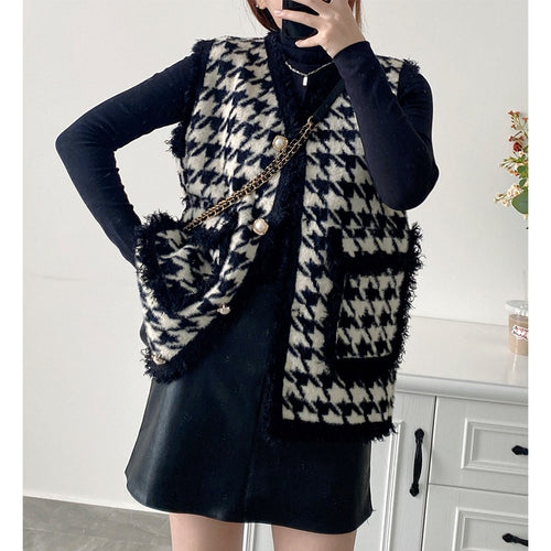 Gilet en tricot décontracté pour femmes avec motif à carreaux et boutons élégants Chic & Stil