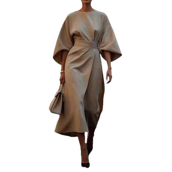 Fluid maxi dress for women with elegant sleeves and a belt at the waist Lune London