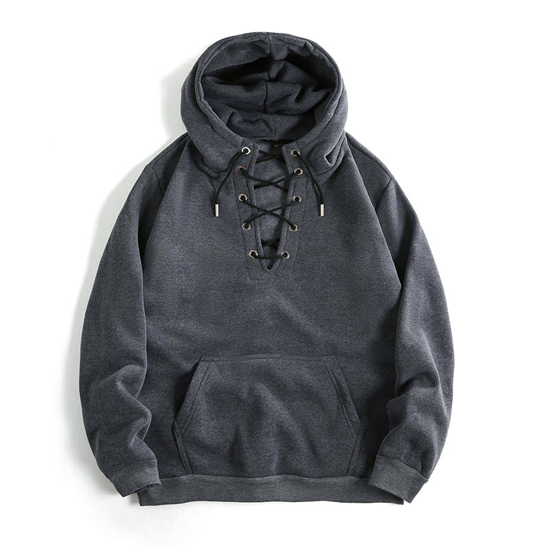 Hooded sweater for women with a refined lace design and a practical kangaroo pocket Lune London