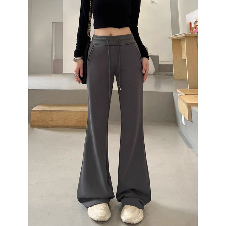 Women's Comfortable and Stylish Flared Pants Chic & Stil