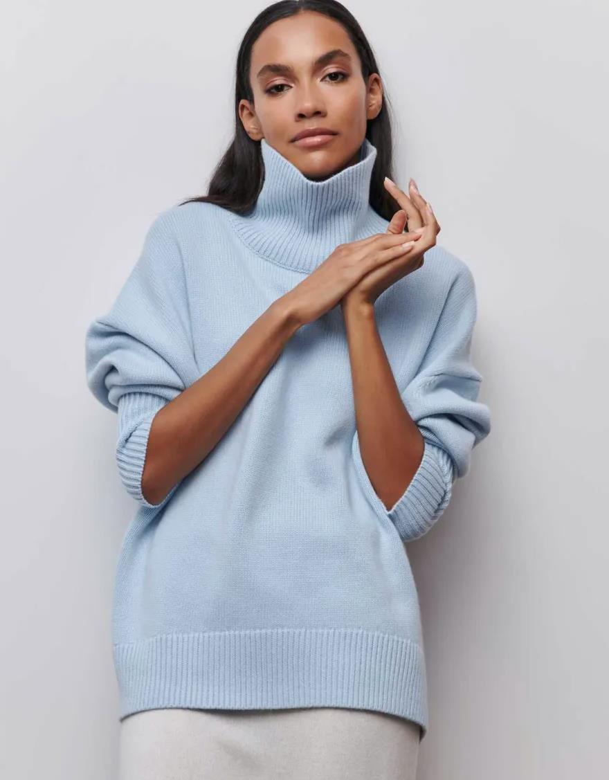 Women's Oversized Turtleneck Sweater Made Of Soft Knit Lune London