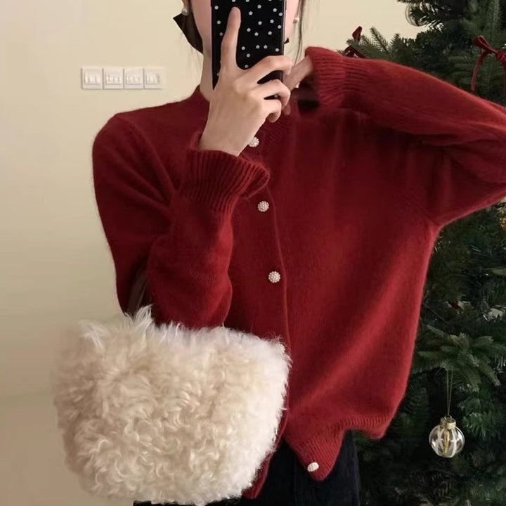 Cardigan confortable pour femmes avec fermeture élégante à boutons en perles Chic & Stil