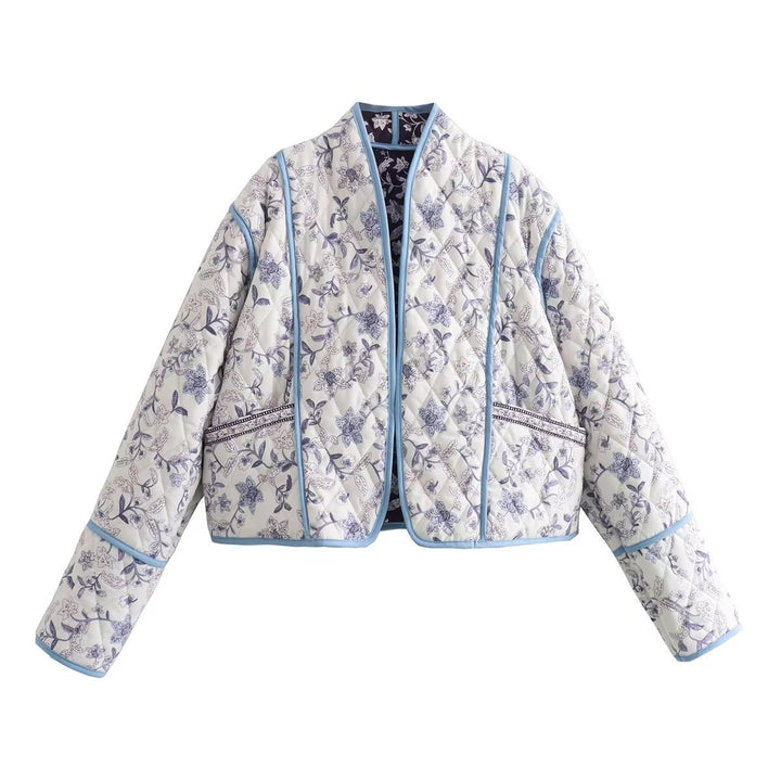 Women's quilted short jacket in kimono style with floral quilted look and contrasting piping Amarae