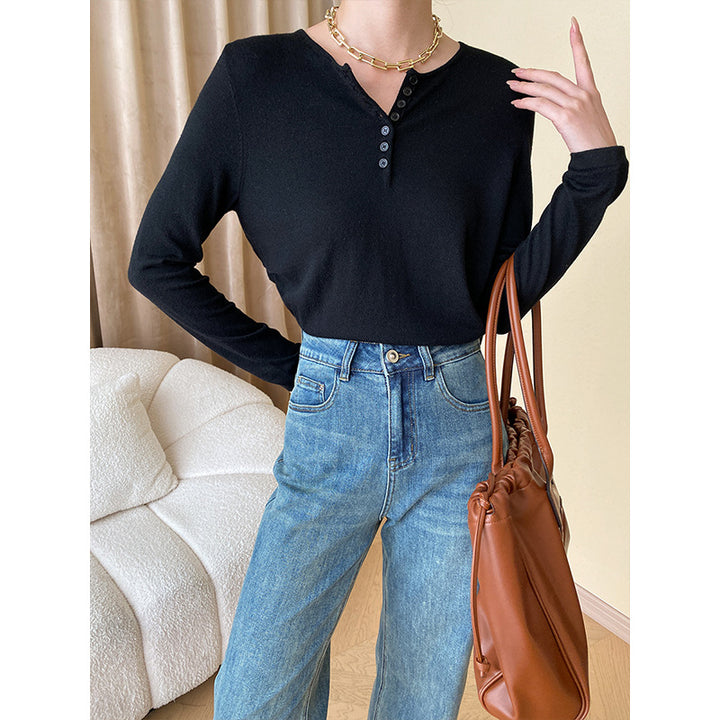 Ladies Long Sleeve Henley Top Chic & Stil