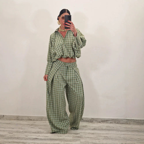 Women's Two-Piece Checked Set with Cropped Oversized Shirt and Wide Pleated Trousers Amarae