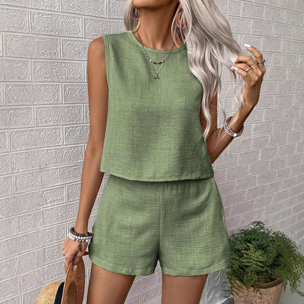 Ladies casual summer outfit in lightweight material Lune London