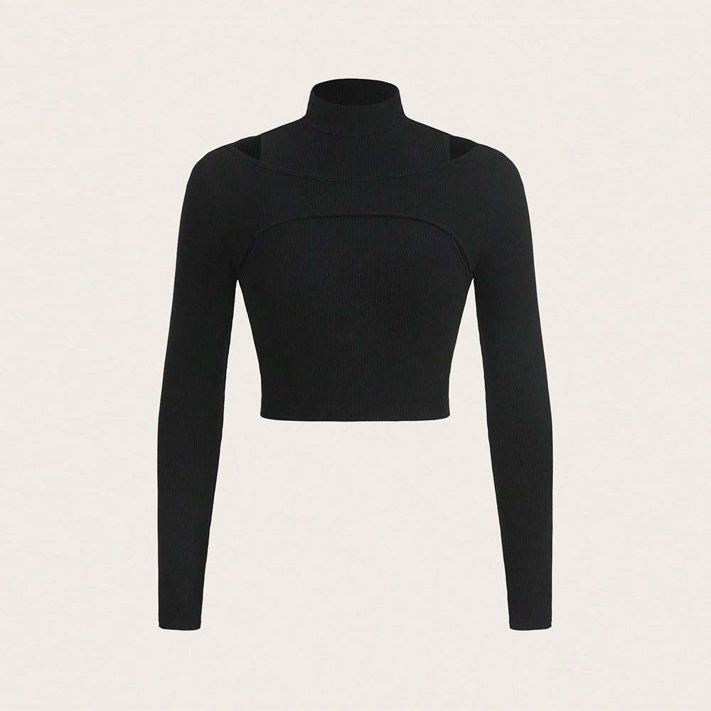 Top court pour femmes avec un design à col montant et une découpe sophistiquée Chic & Stil