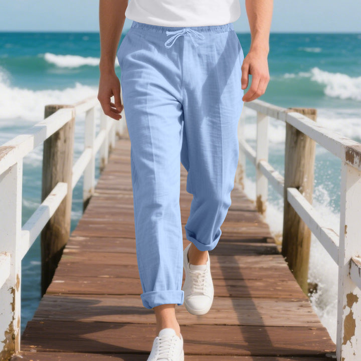 Casual summer pants for men with elastic waist and practical side pockets Lune London