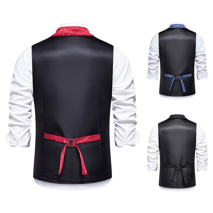 Elegant men's vest with intricate pattern and high-quality fabric Amarae