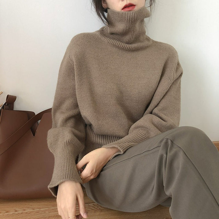 Pull à col roulé confortable pour femmes en fine maille Chic & Stil