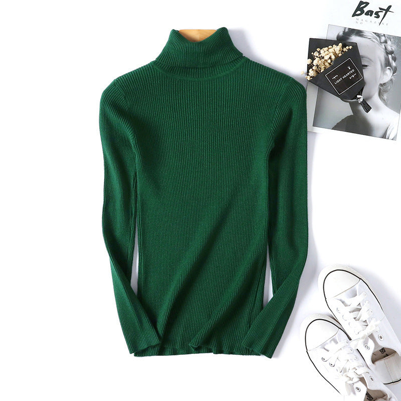 Women's turtleneck sweater with a fine ribbed texture and a fitted cut Lune Londonl