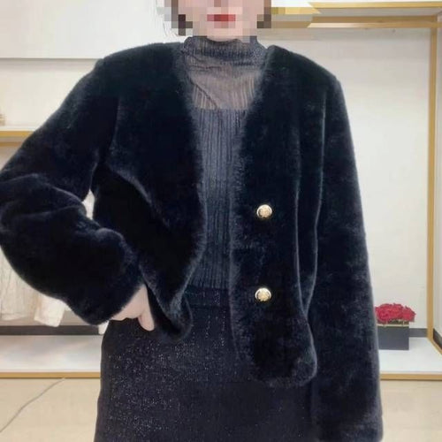 Veste courte en peluche pour femmes avec boutons élégants Chic & Stil