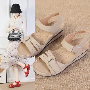 Comfortable sandals for women with ergonomic sole and flexible sole Amarae