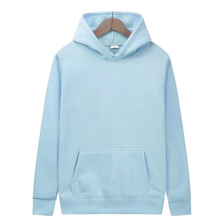 Women's hooded sweatshirt made of comfortable material with practical kangaroo pockets Lune London