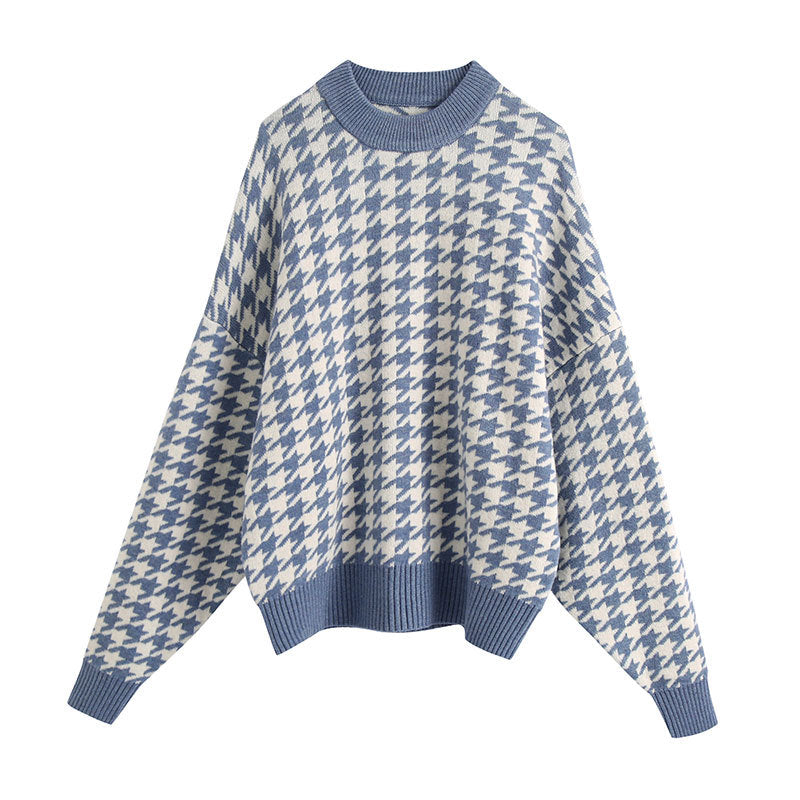 Chunky knit sweater for women with a trendy houndstooth pattern Lune London